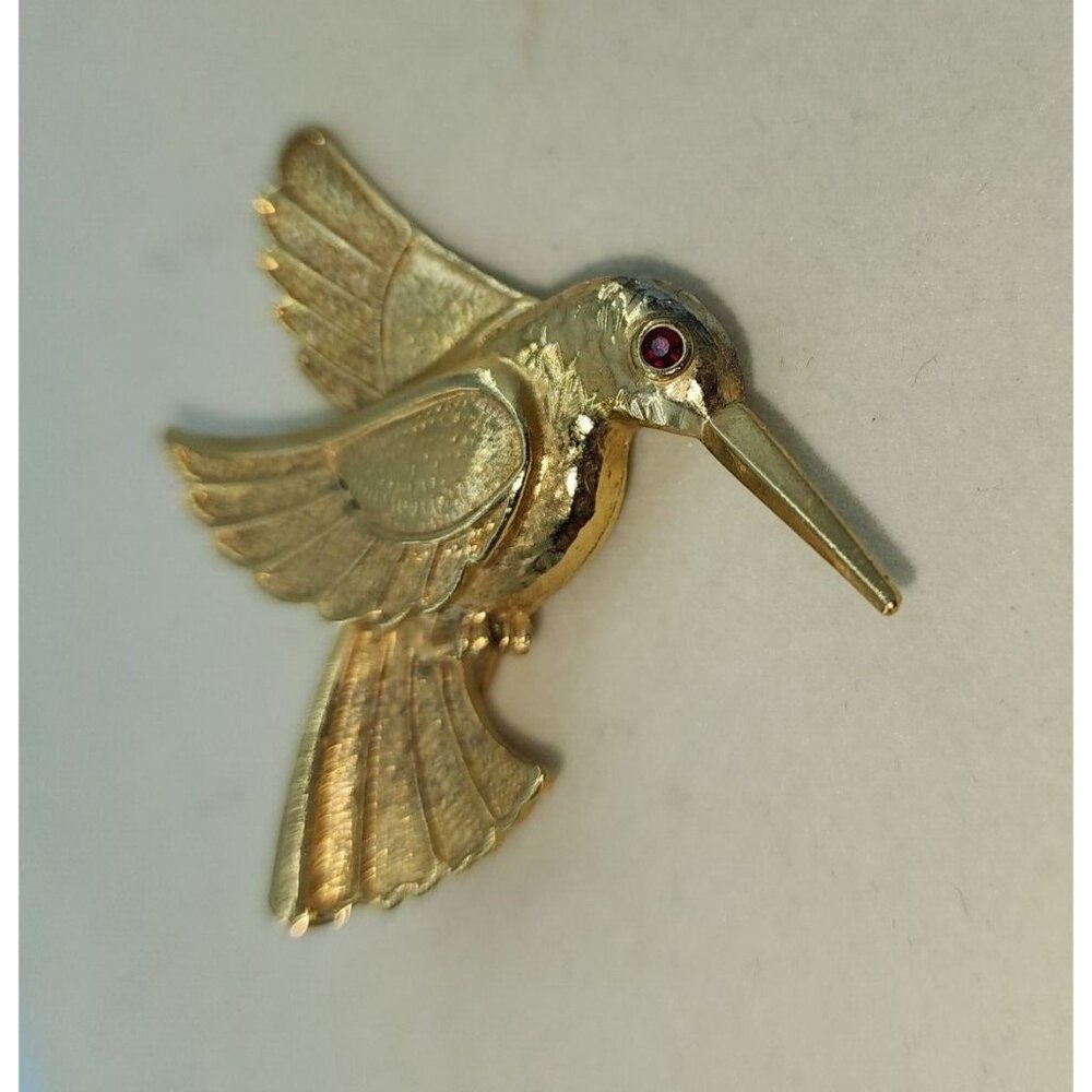 Vintage Avon Hummingbird Brooch Pin Gold Tone Red Rhinestone Eye Signed Animal